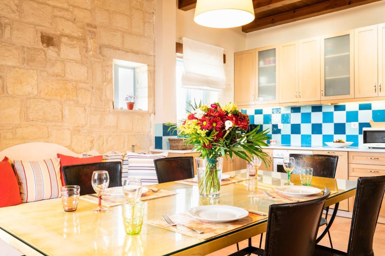 Beachfront Villa Turquoise With Private Pool, Bbq And Ping Pong Table Chania  Exterior foto
